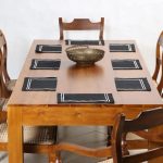 Brown_table_set_01_image_01